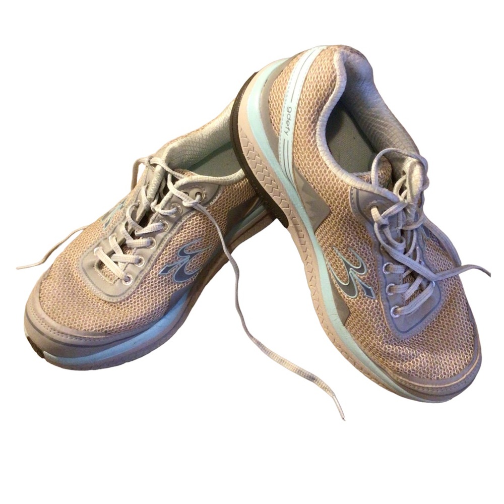Women’s Gravity Defyer Mighty Walk Athletic Shoes Size 8.5